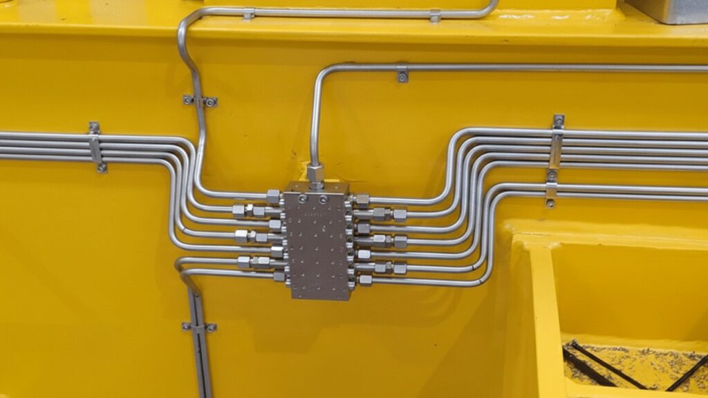 Progressive lubrication systems